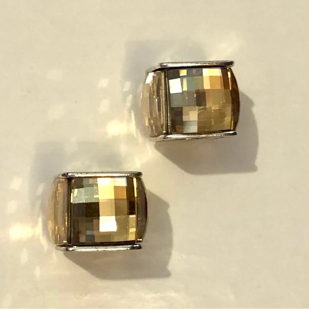 Two Brighton Ice Cube Beads in Gold-Silver Pale gold crystal with Silver edges